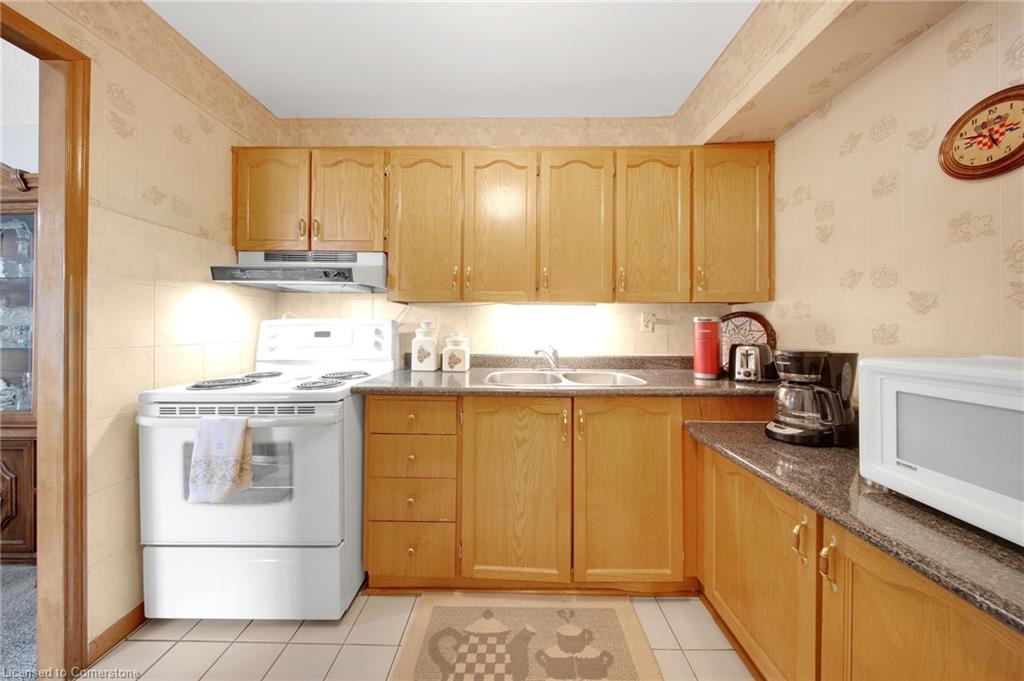 905-330 Dixon Road Property Photo 14