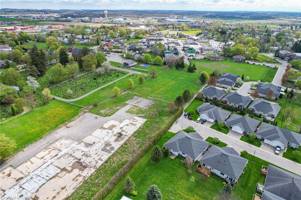 7 Village Drive Property Photo 27