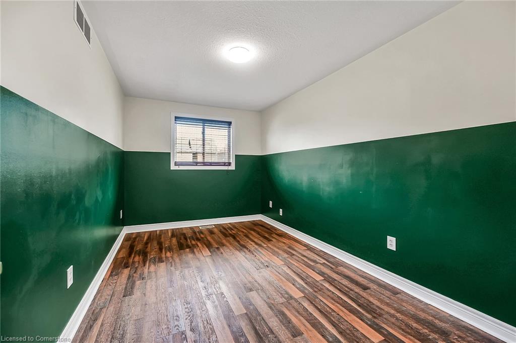 67 Erie Avenue Property Photo 27