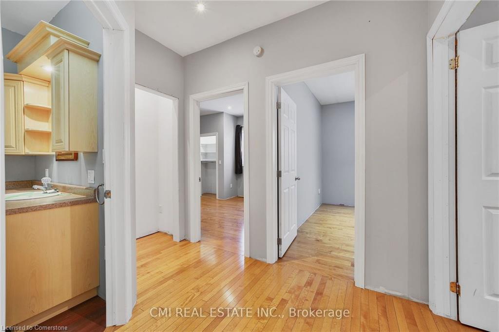 1632 Conc 2-3 Road Property Photo 24