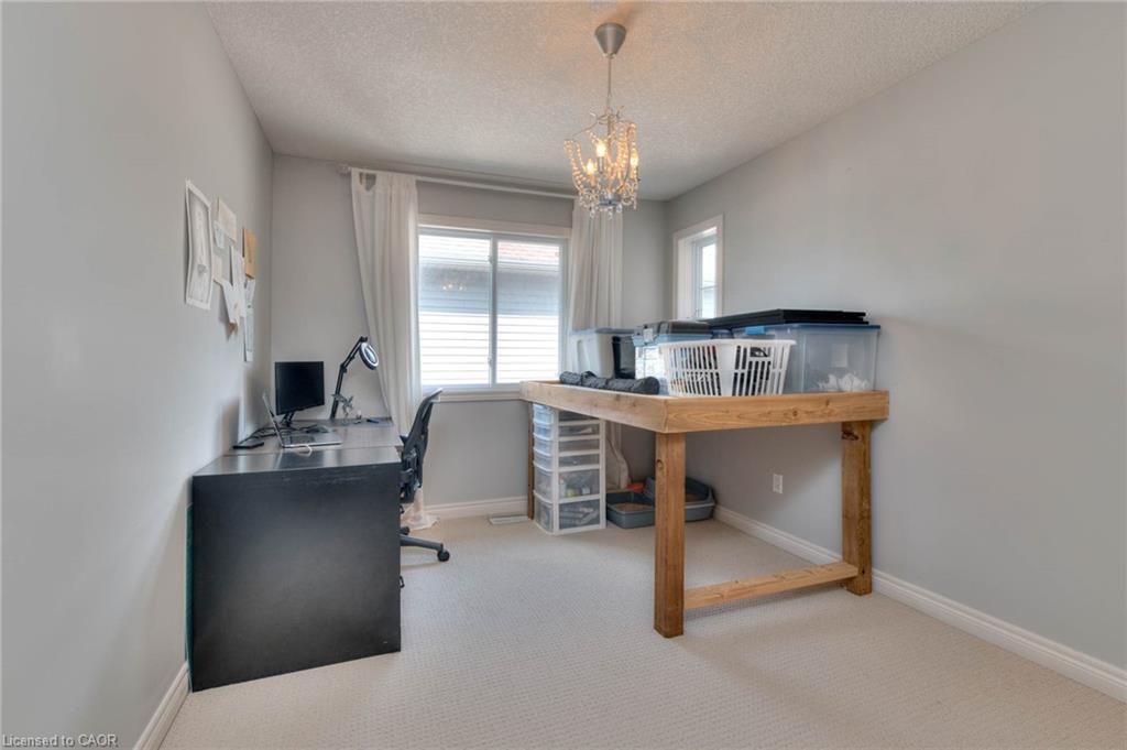 206 Brookmead Street Property Photo 31