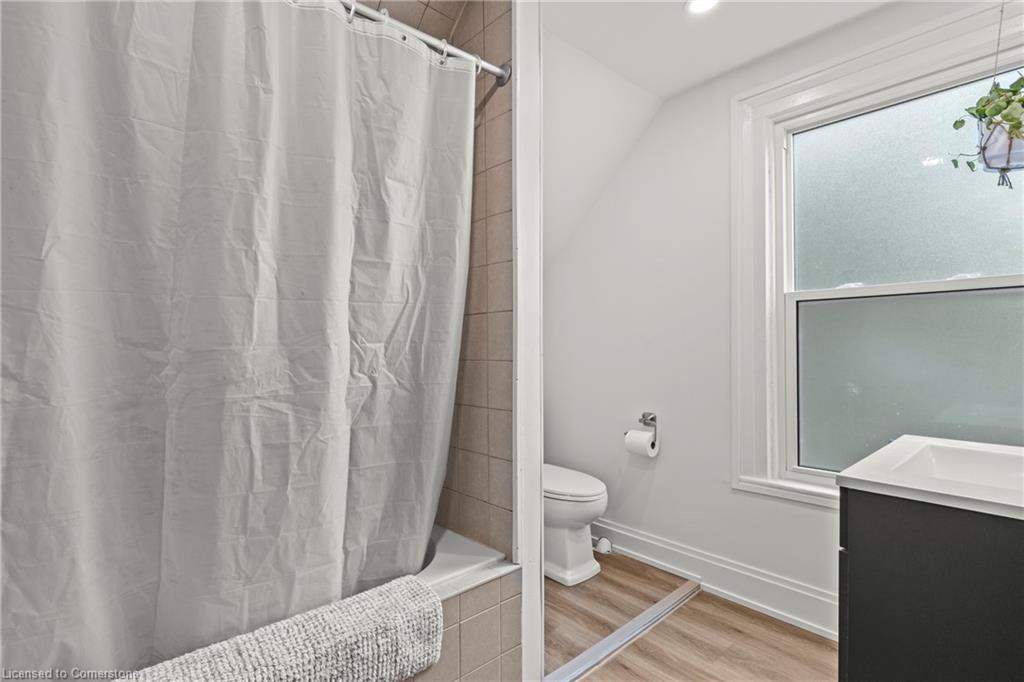 4250 William St Street Property Photo 16