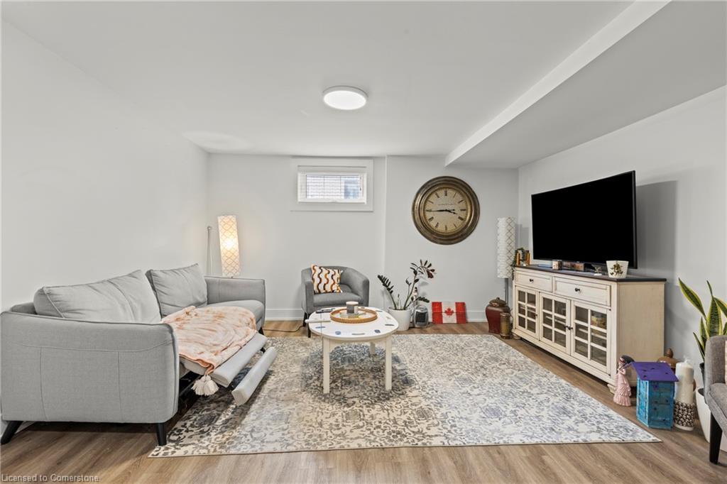 4250 William St Street Property Photo 20