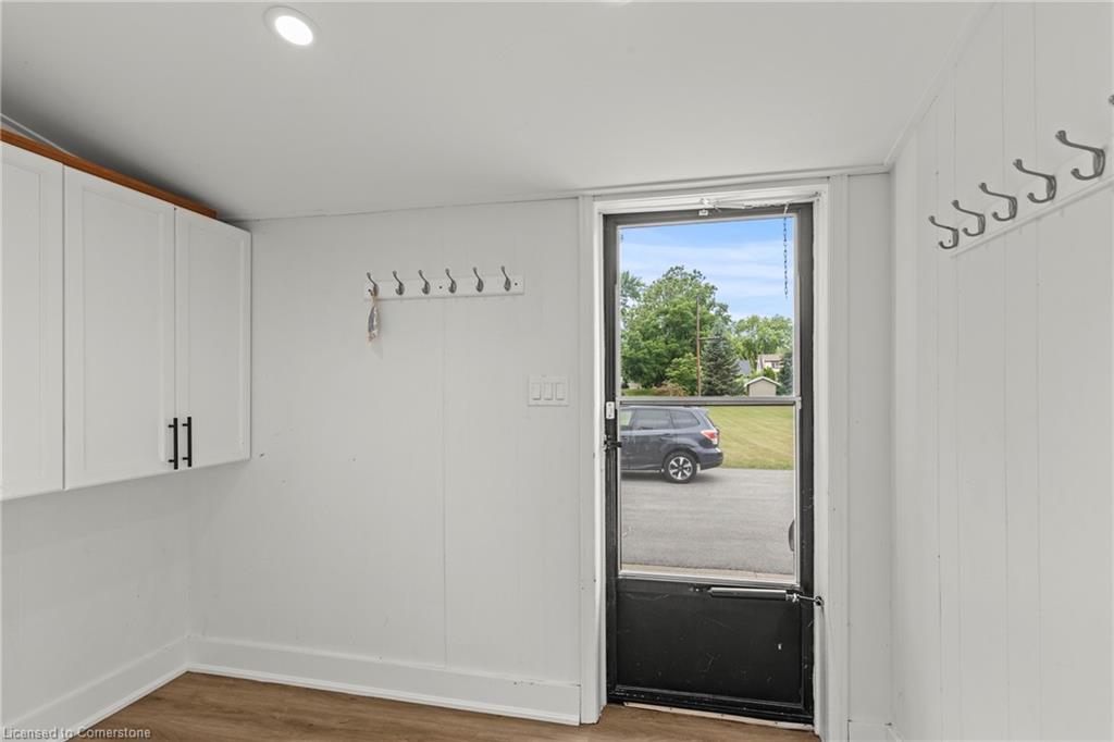 4250 William St Street Property Photo 30