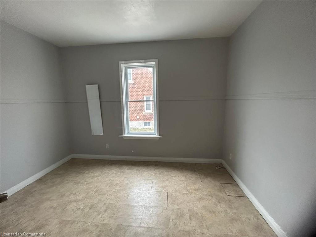 134 Lancaster Street W Property Photo 5