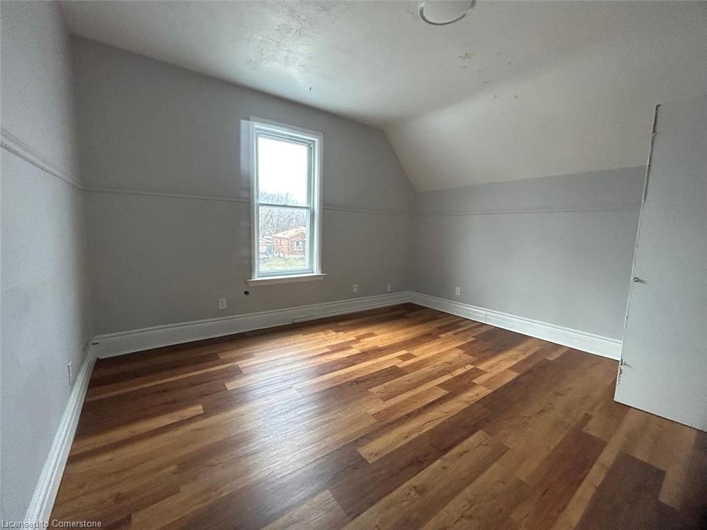 134 Lancaster Street W Property Photo 7