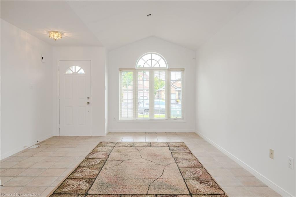 2887 Darien Road Property Photo 8