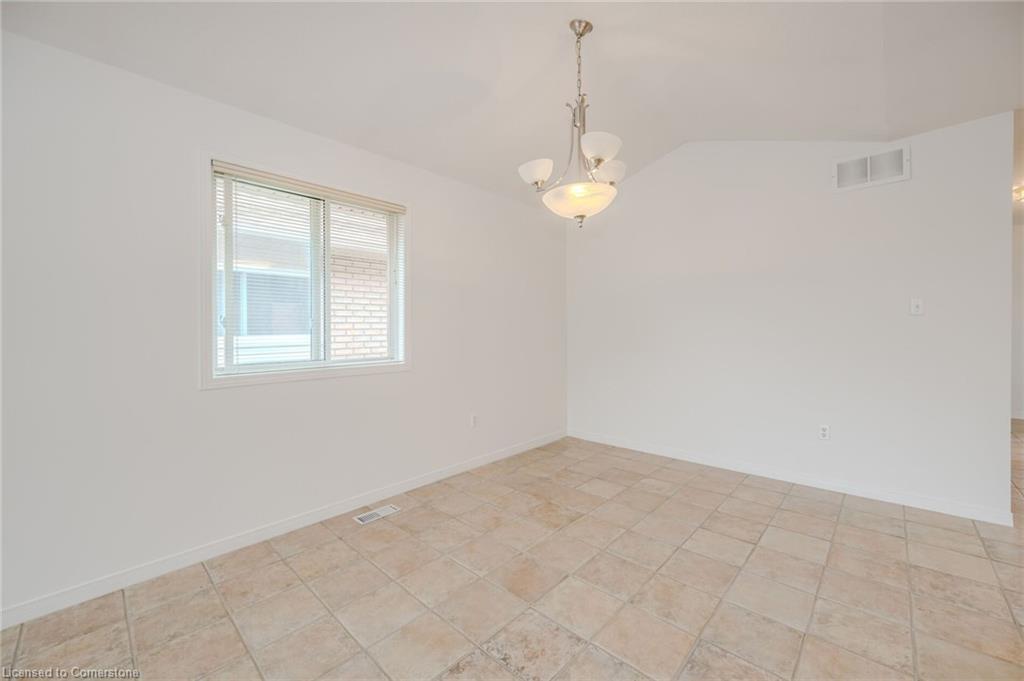 2887 Darien Road Property Photo 12