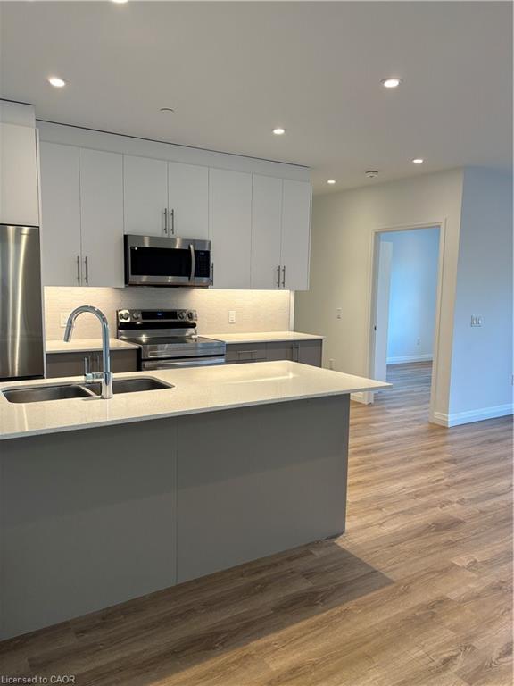 625-525 New Dundee Road Property Photo 7