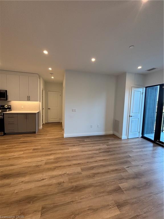 625-525 New Dundee Road Property Photo 16