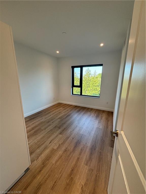 625-525 New Dundee Road Property Photo 18