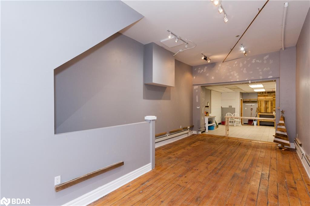 17 Peter Street S Property Photo 4