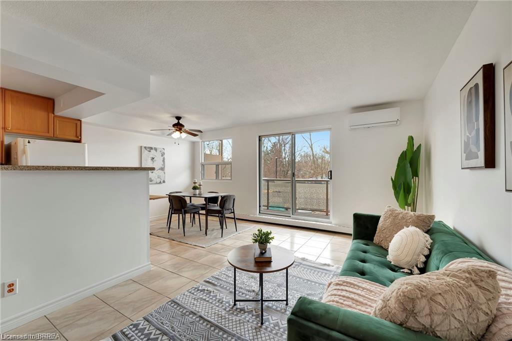 207-793 Colborne Street Property Photo 2
