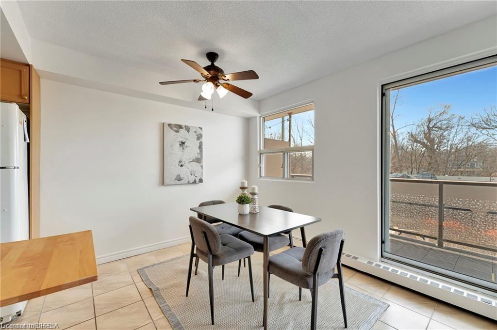207-793 Colborne Street Property Photo 6