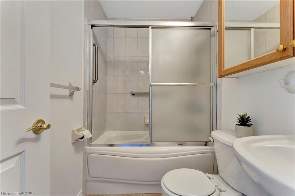 207-793 Colborne Street Property Photo 21