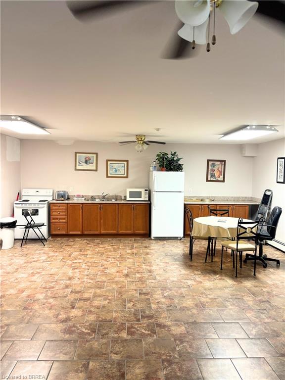 207-793 Colborne Street Property Photo 31