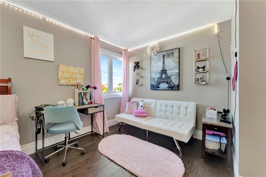 24 Tedley Boulevard Property Photo 34