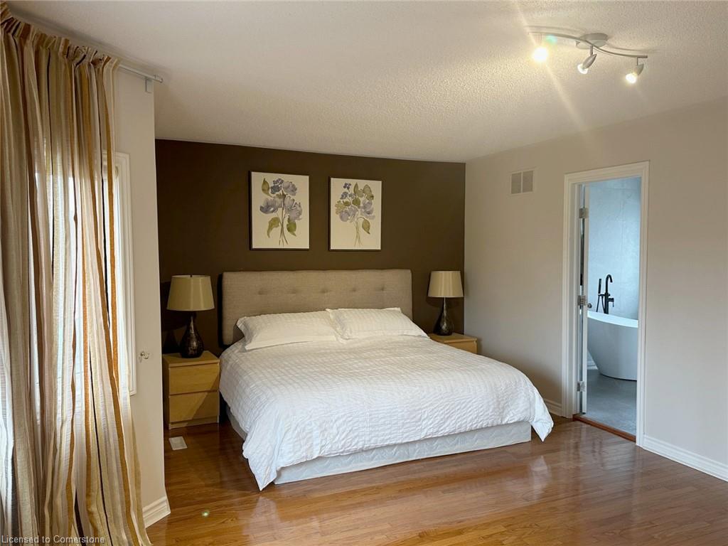 2429 Whitehorn Drive Property Photo 10