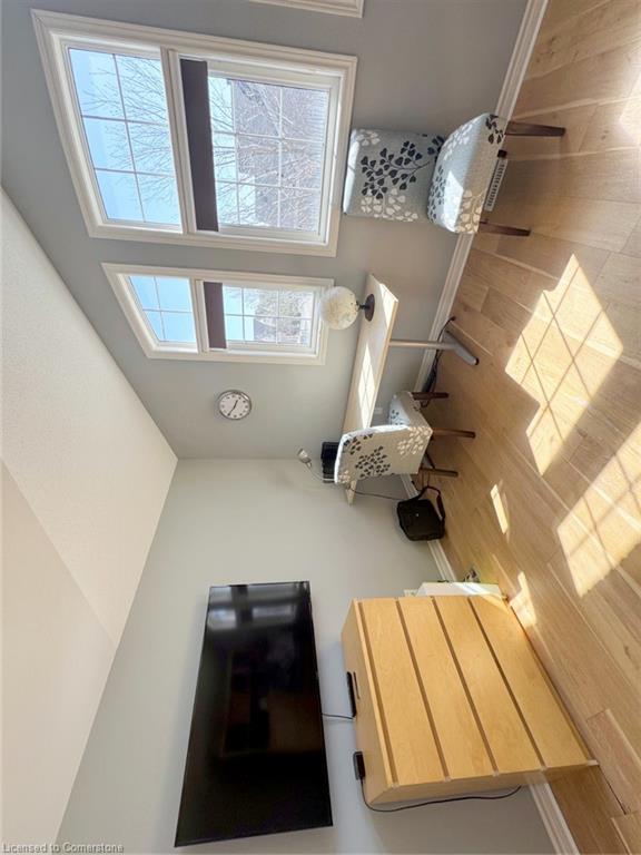 2429 Whitehorn Drive Property Photo 18