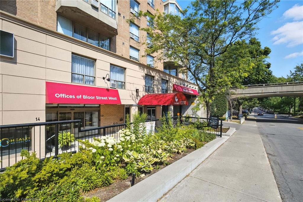 201-2100 Bloor Street W