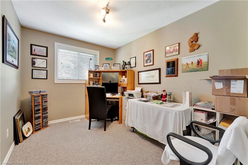 33 Mansfield Drive Property Photo 19