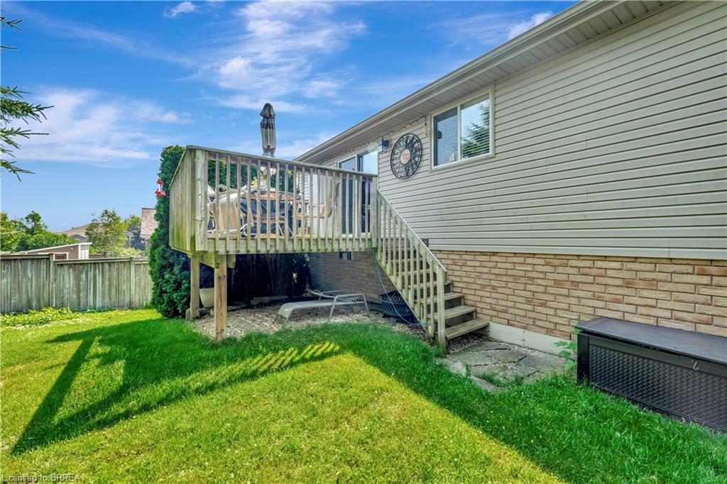 33 Mansfield Drive Property Photo 29