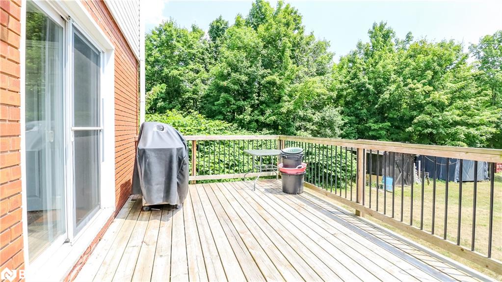 953 Ridge Road W Property Photo 5