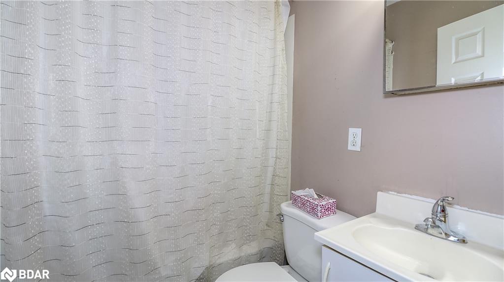 953 Ridge Road W Property Photo 16