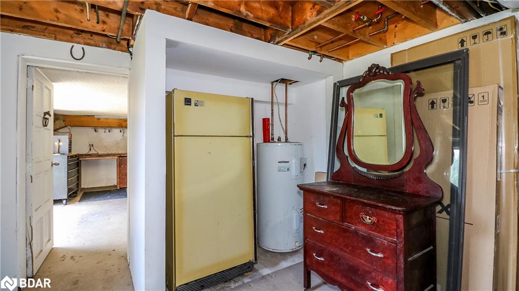 953 Ridge Road W Property Photo 22