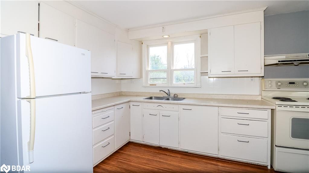 953 Ridge Road W Property Photo 34