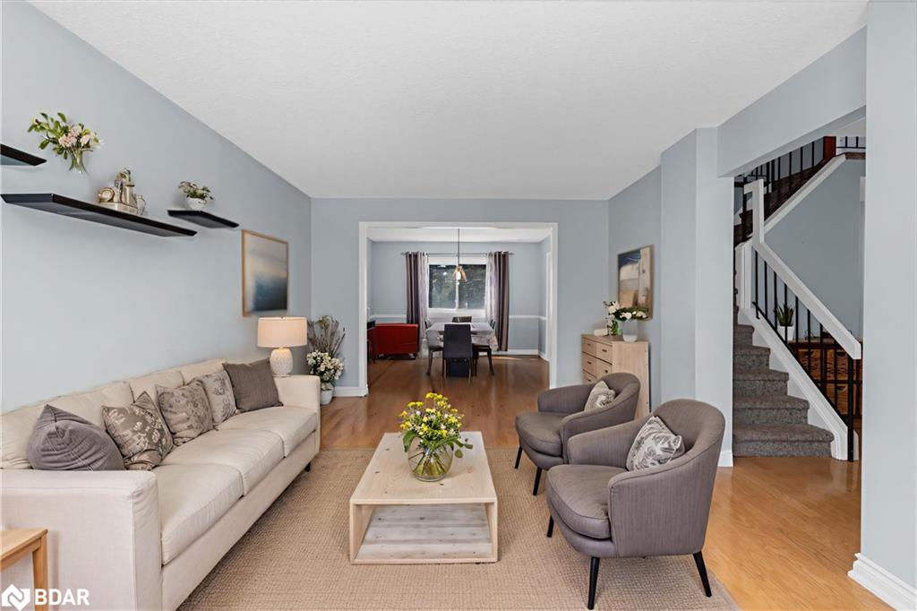 70 Lillian Crescent Property Photo 7