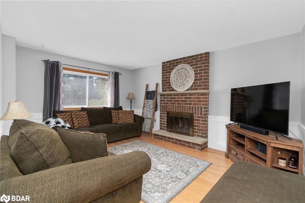 70 Lillian Crescent Property Photo 13