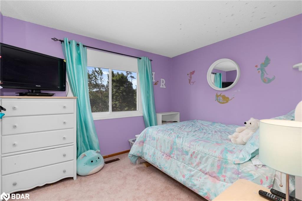 70 Lillian Crescent Property Photo 23