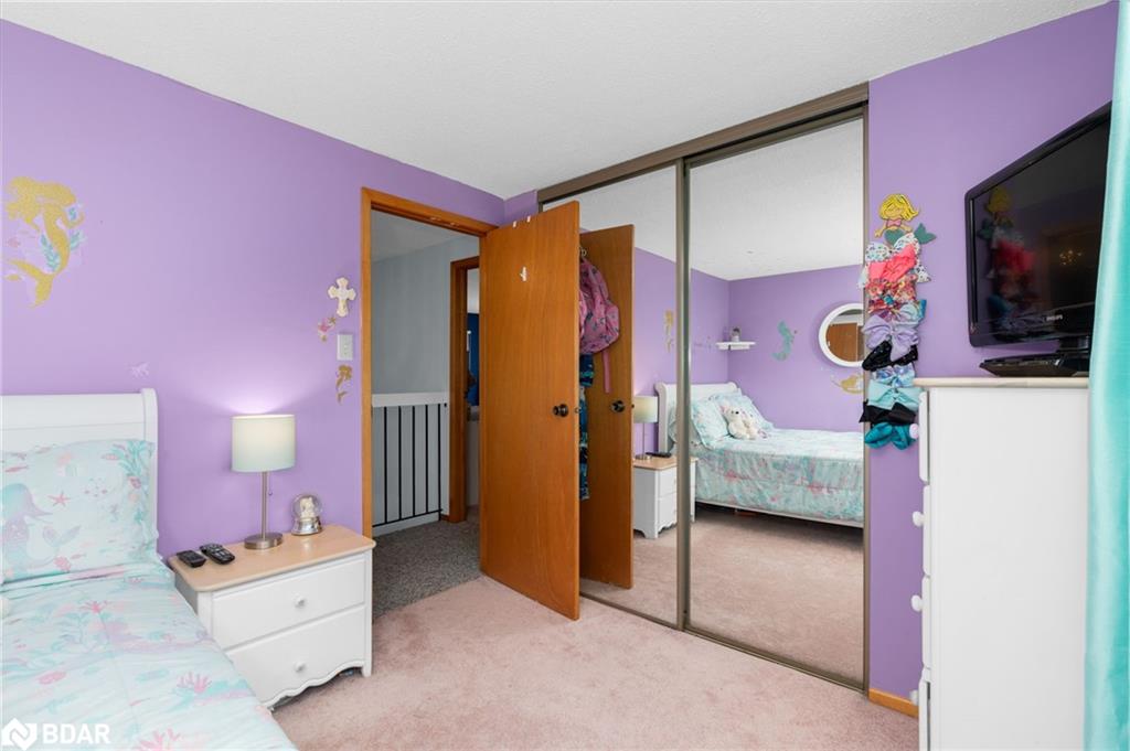 70 Lillian Crescent Property Photo 24