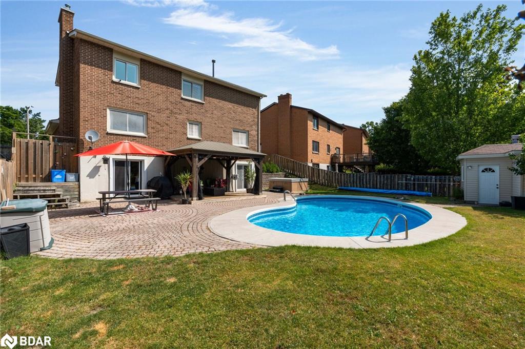 70 Lillian Crescent Property Photo 34