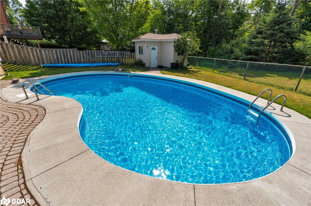 70 Lillian Crescent Property Photo 38