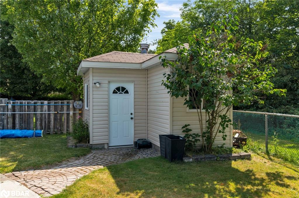 70 Lillian Crescent Property Photo 39