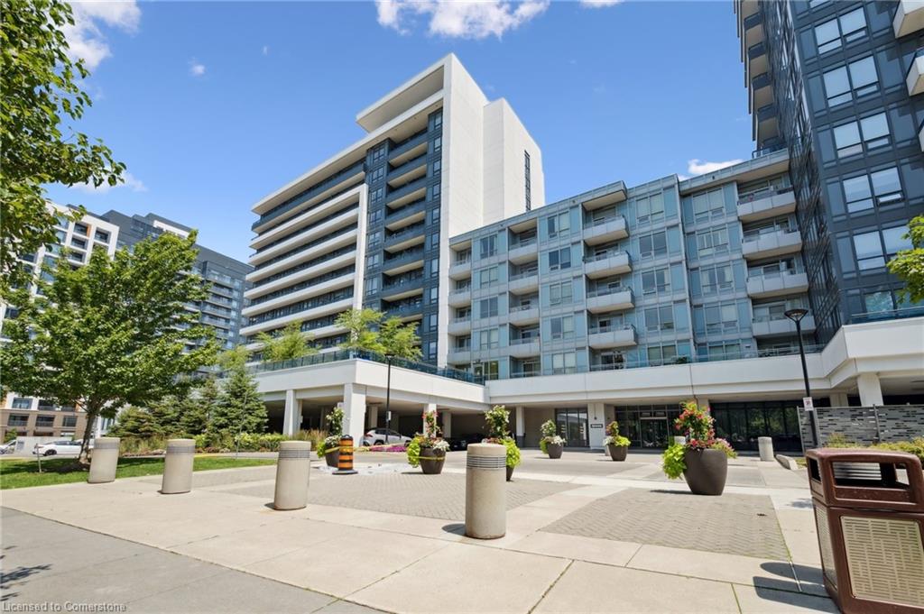 229-7900 Bathurst Street Property Photo 1