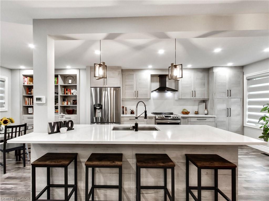 22 Hedgelawn Drive Property Photo 13