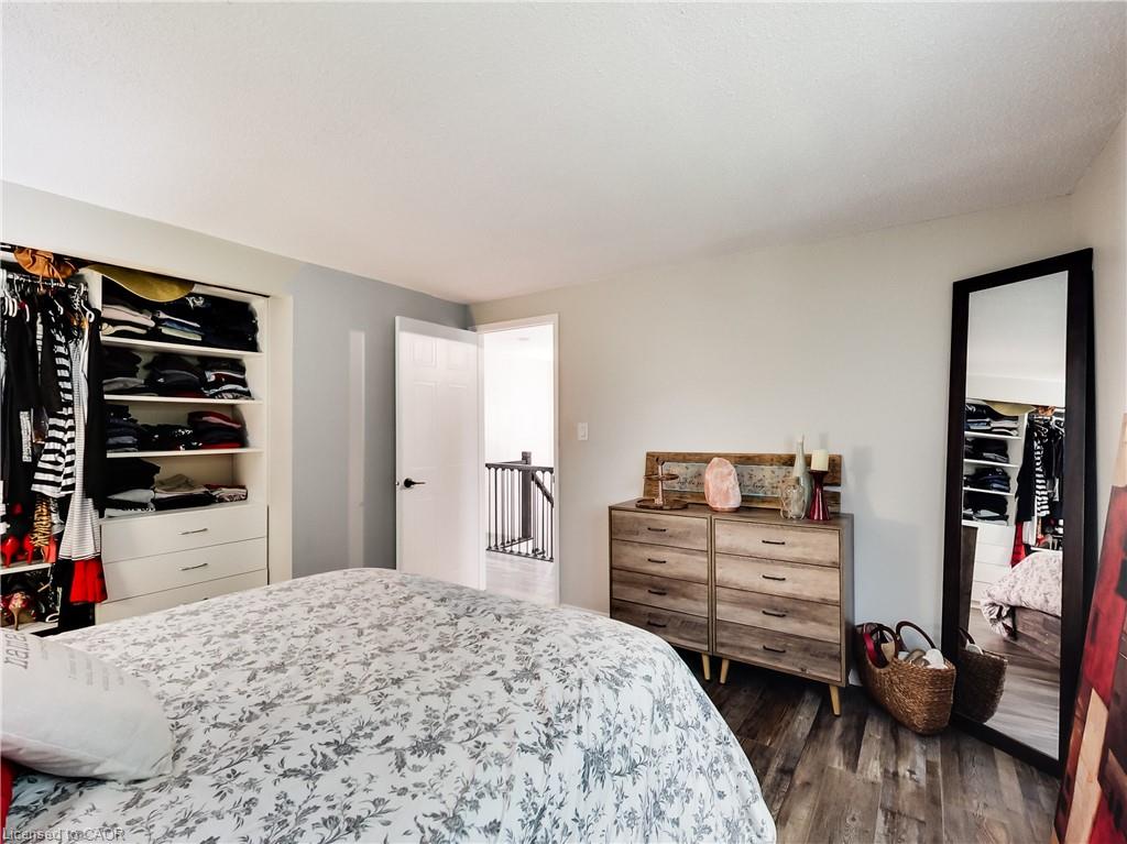 22 Hedgelawn Drive Property Photo 21