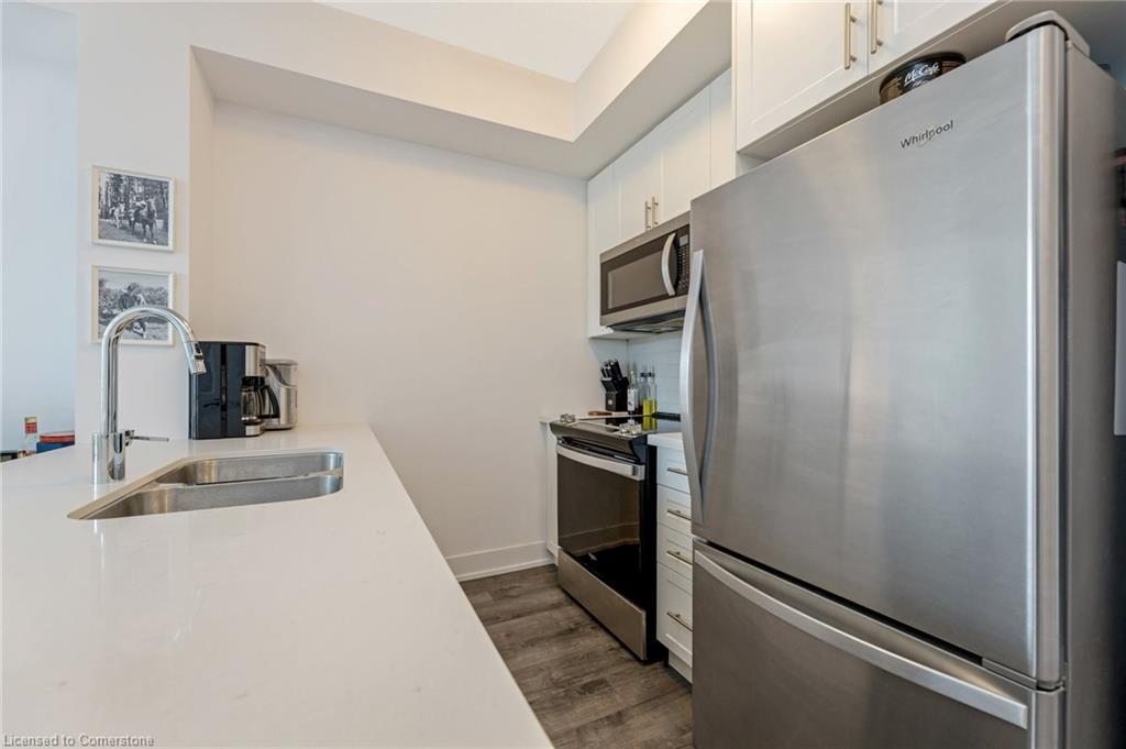 1106-450 Dundas Street E Property Photo 5