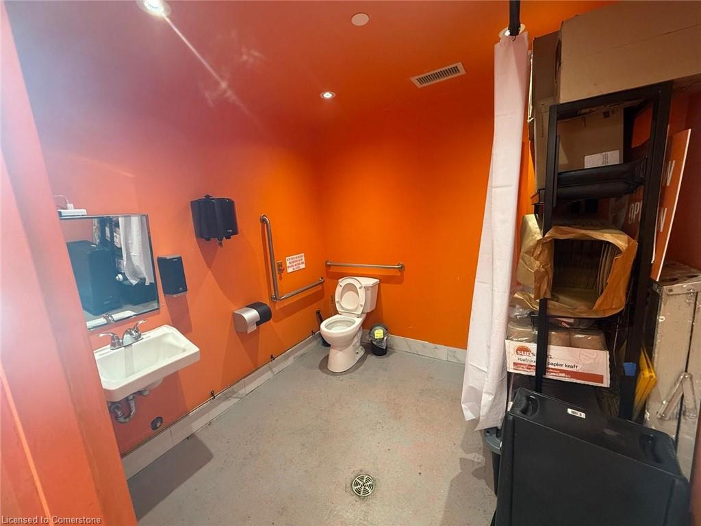 3-203 Albert Street Property Photo 9
