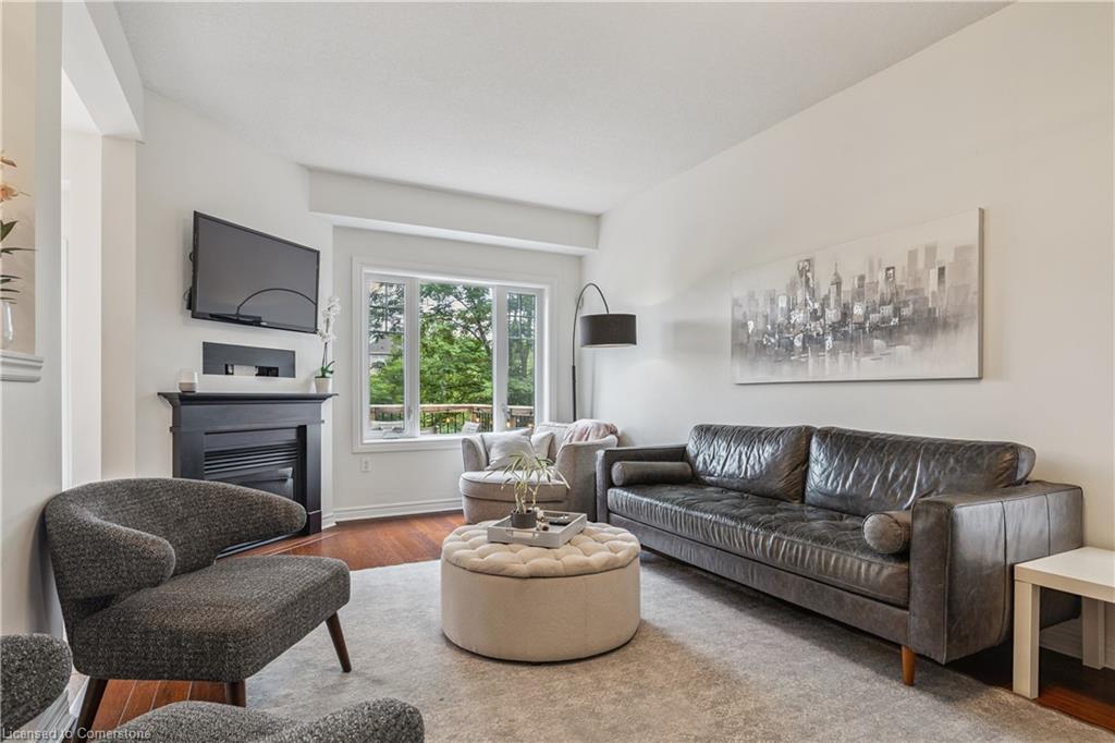 19 Liddycoat Lane Property Photo 11