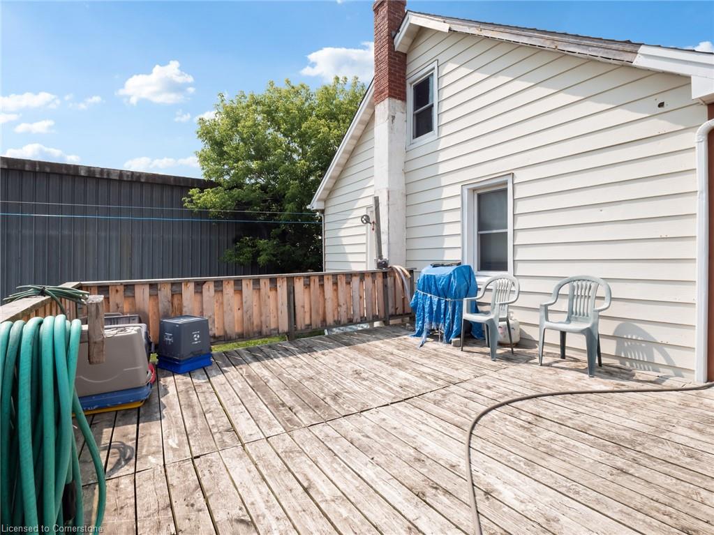 567 Killaly St Street E Property Photo 8