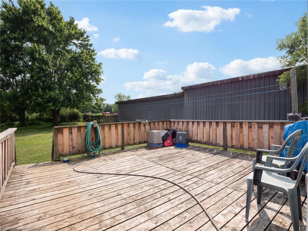 567 Killaly St Street E Property Photo 9