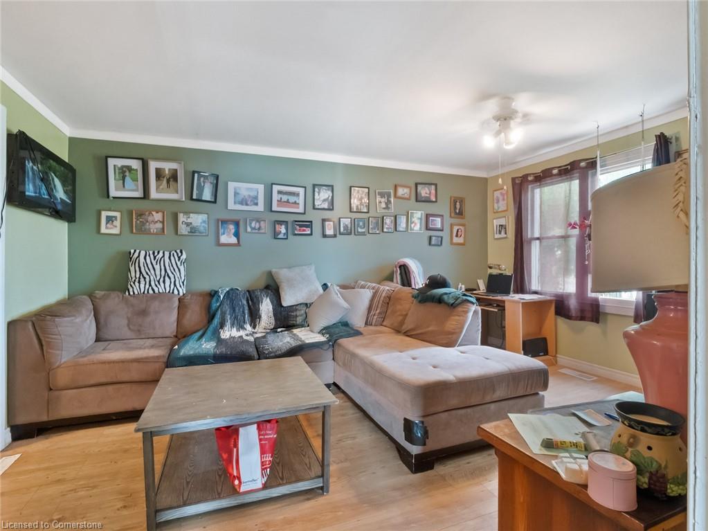 567 Killaly St Street E Property Photo 11