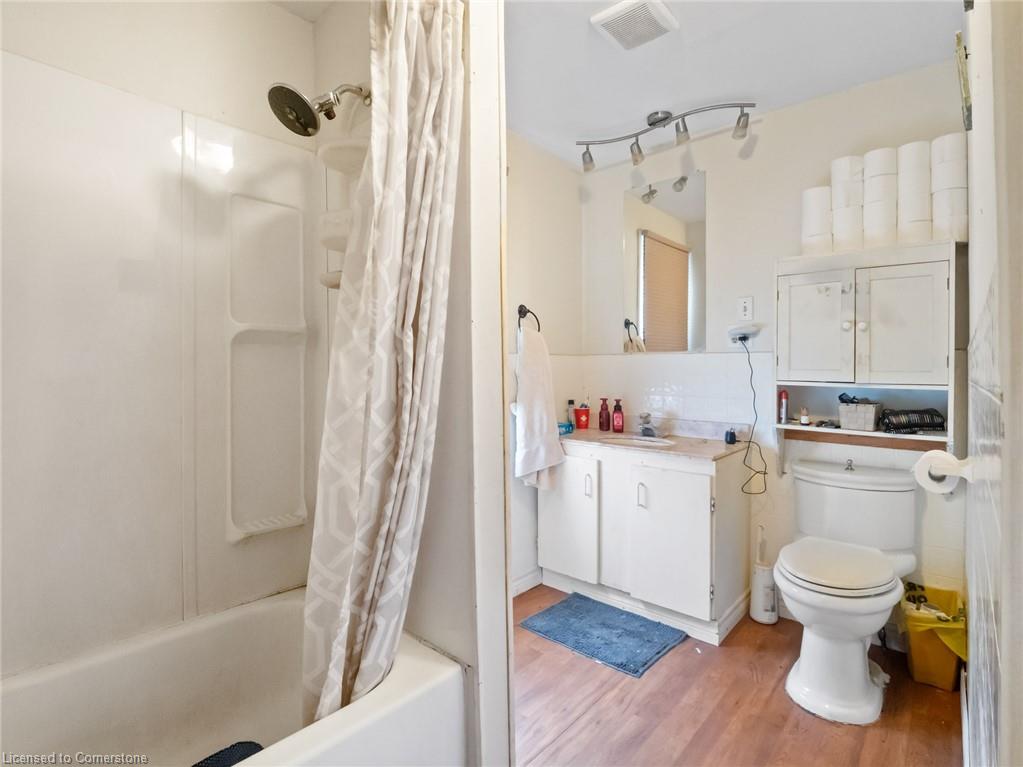 567 Killaly St Street E Property Photo 17