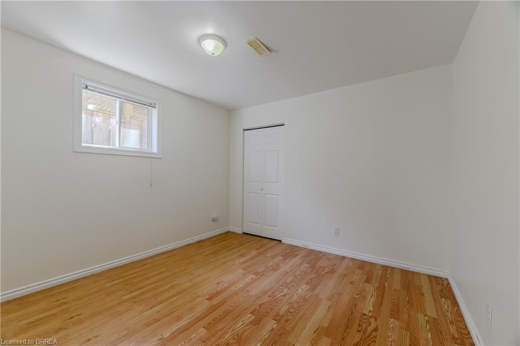 880 A Colborne Street Property Photo 29