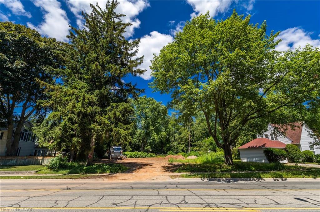 2379 Lakeshore Road Property Photo 1
