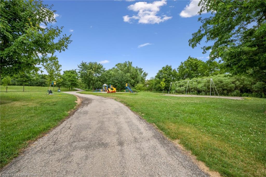 133 Eastforest Trail Property Photo 9